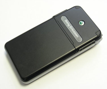 Sony Ericsson Z770i:   