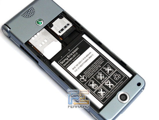 Sony Ericsson W350i 5