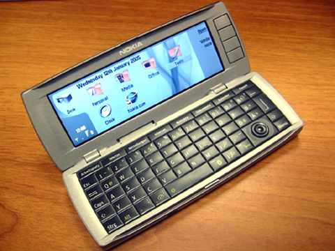  Nokia 9500 Communicator.