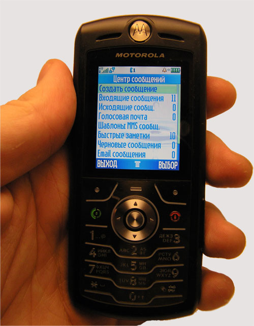    Motorola SLVR L7.