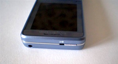 Sony Ericsson W350i:   ?