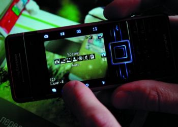 Sony Ericsson C902 -  