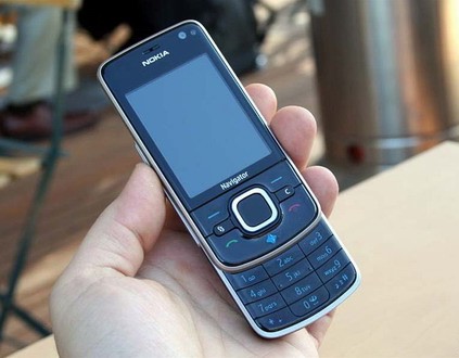 Nokia 6210 Navigator