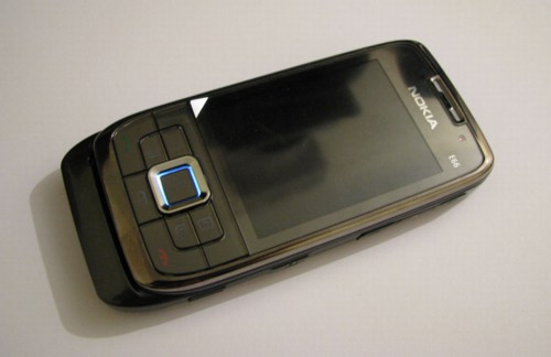    Nokia E66:   
