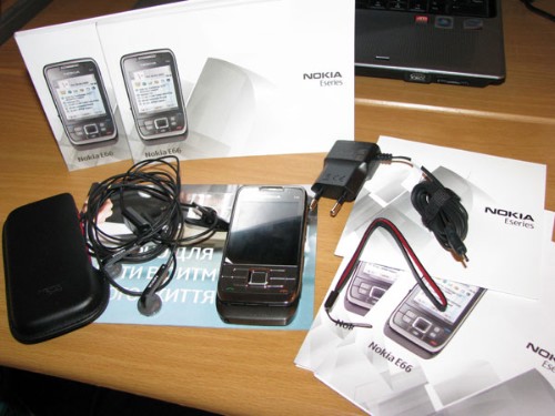    Nokia E66:   