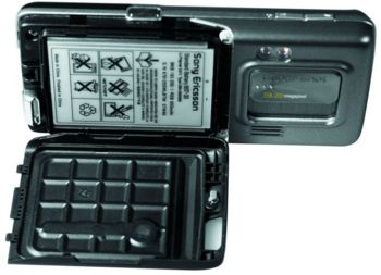 Sony Ericsson C702 -  