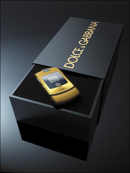 Motorola RAZR V3i D&G Gold 1
