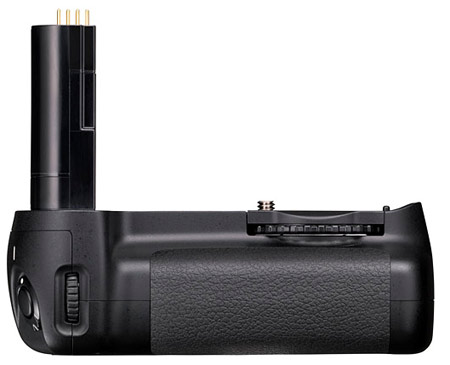 Nikon D80  D200.    ?