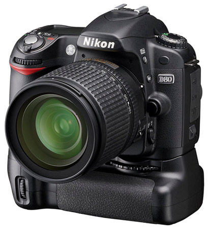Nikon D80  D200.    ?