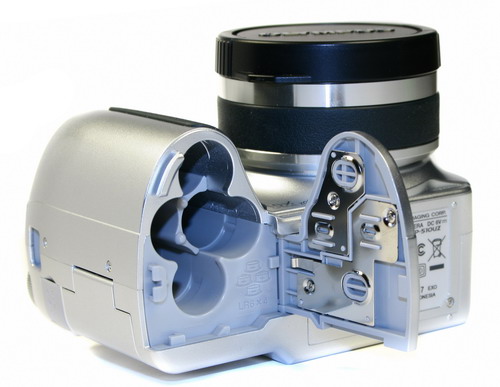 ����� Canon SX100 IS � Olympus SP-510UZ