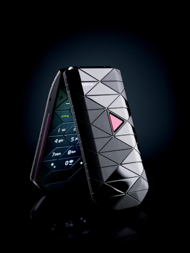    Nokia 7070 Prism -    