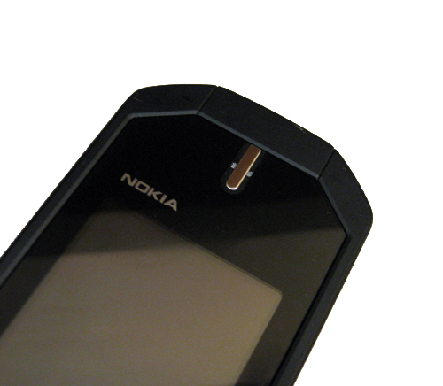    Nokia 7070 Prism