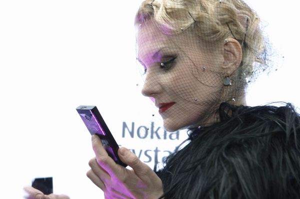 ������������ ������� Nokia 7900 Crystal Prism