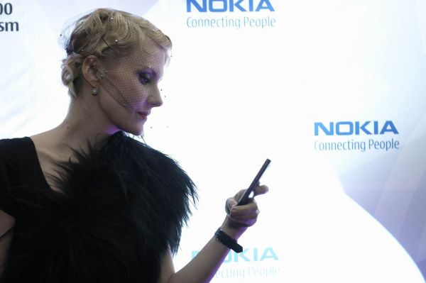 ������������ ������� Nokia 7900 Crystal Prism