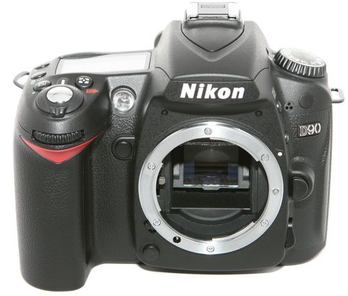 ����� Nikon D90