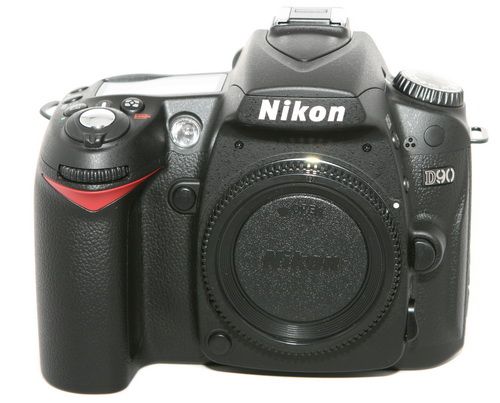 ����� Nikon D90