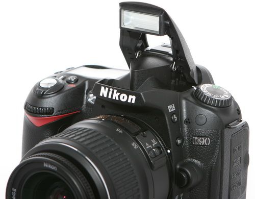 ����� Nikon D90
