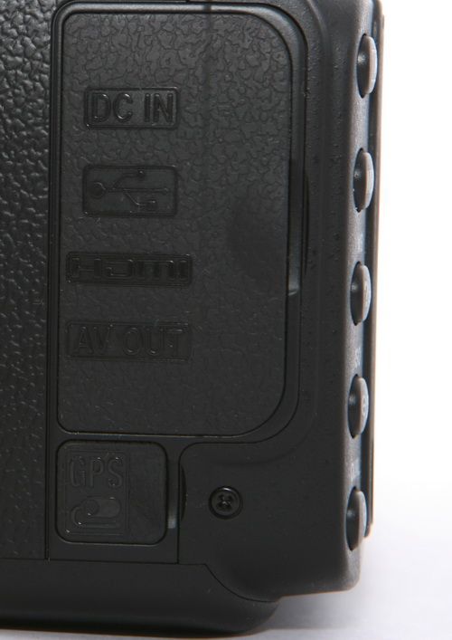 ����� Nikon D90