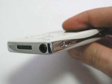 ��������� �������������� ����� Sony NWZ-A810