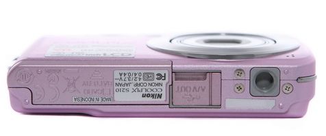  Nikon S210