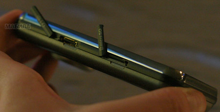 ������ ���������� � KC910 Renoir, ��� �20 ����� � �������� �������