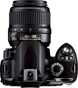   : Nikon D40X