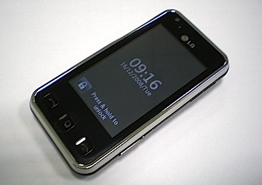 LG KC 910 Renoir: ������� �������������