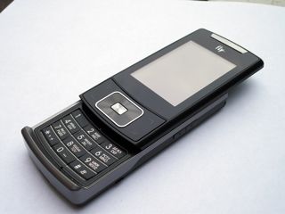 ����� �������� Fly DS500