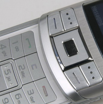 ����� �������� Samsung G810