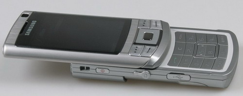 Samsung_g810_002.jpg (20219 bytes)