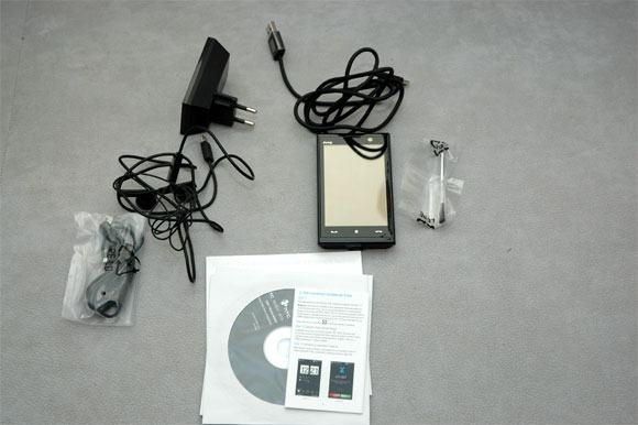 ����� ������������� HTC MAX 4G