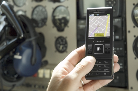 Sony Ericsson C905: ������� ������