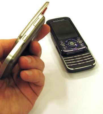    Sony Ericsson W395