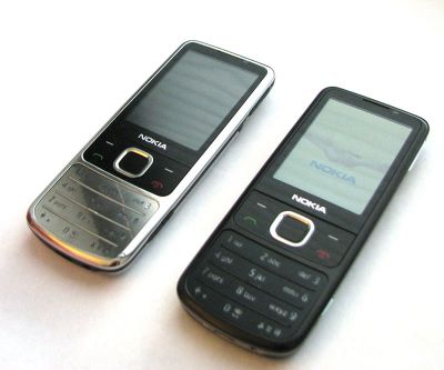   Nokia 6700