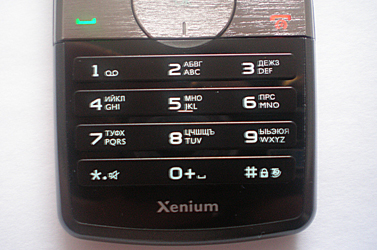   Philips Xenium 9@9w  9@9v