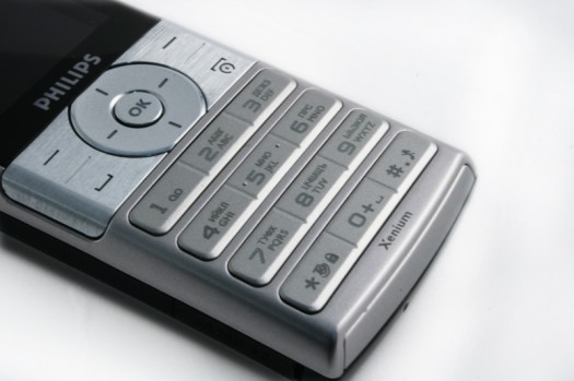 ����� �������� Philips Xenium 9@9k