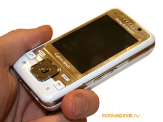   Sony Ericsson C903