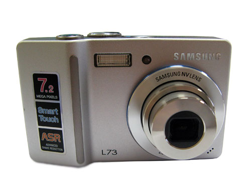 ����� �������� ������ Samsung L73