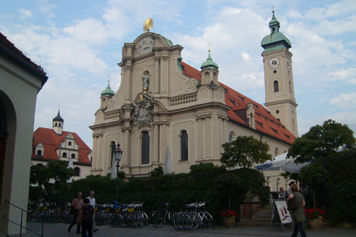 ����� �������� ������ Samsung L73