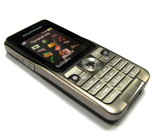 Обзор мобильного телефона Sony Ericsson K530i