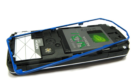 ����� ���������� �������� Nokia 7500 Prism