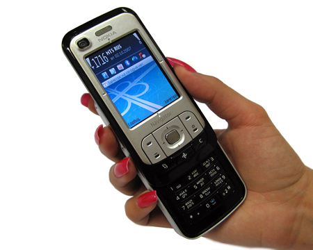    Nokia 6110 Navigator