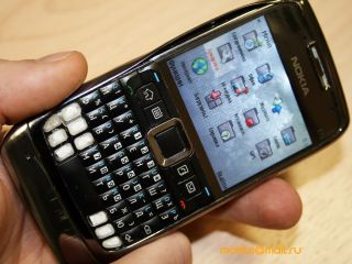 Nokia E71 ��� �������: ����-���� ������ ����������� QWERTY-���������