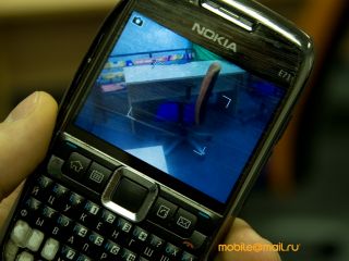 Nokia E71 ��� �������: ����-���� ������ ����������� QWERTY-���������