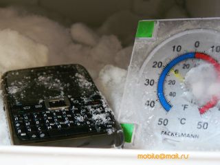 Nokia E71 ��� �������: ����-���� ������ ����������� QWERTY-���������