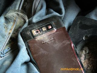 Nokia E71 ��� �������: ����-���� ������ ����������� QWERTY-���������