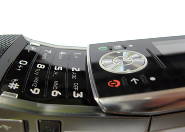 ����� ���������� �������� Motorola RIZR Z10