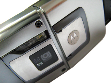 Обзор мобильного телефона Motorola RIZR Z10