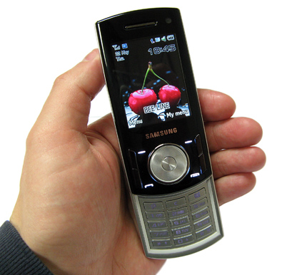 Обзор мобильного телефона Samsung F400