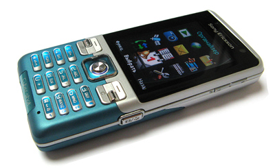 ����� ���������� �������� Sony Ericsson C702